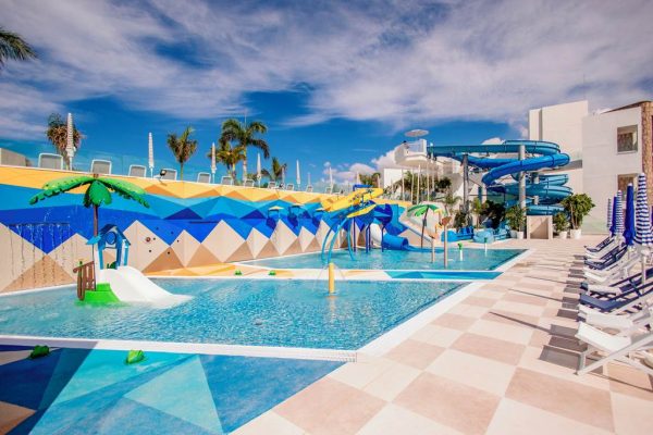 Gran Canaria Swim-Up Rooms: A Luxurious Gateway to Island Bliss